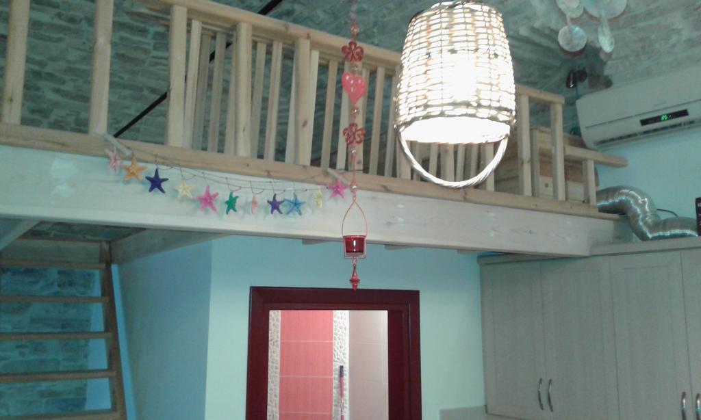 Patrika Traditional House Exterior photo